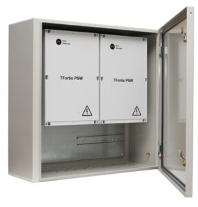 Купить Шкаф TFortis CrossBox-3 металлический уличный навесной для установки коммутаторов TFortis PSW; IP 54; Металл 1 мм; RAL 7032; 600х600х250 мм - X-630349 из реестра по лучшей цене