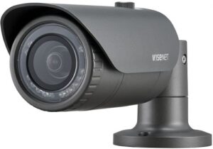 Купить Видеокамера Wisenet HCO-7010RA 4 МП AHD цилиндрическая уличная высокого разрешения QHD (2560 x 1440, 25 кадр/сек), матрица 1/3" 4MП CMOS, с функцией д - X-849289 из реестра по лучшей цене