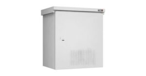 Купить Шкаф настенный 19", 15U TLK TWK-158256-M-GY-KIT01 климатический Lite, IP55, Ш821хВ882хГ566 мм, цвет серый, муар, RAL 7035 (Комплектация: монтажные нап - X-886465 из реестра по лучшей цене
