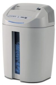 Купить Уничтожитель бумаг Kobra +1 SS6 E/S 2 ур-нь. секрет., полоски 5,8мм, 23-25л, комп.диски, скрепки, корзина 38 литров - X-236442 из реестра по лучшей цене