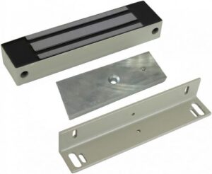 Купить Замок электромагнитный AccordTec ML-350N с уголком электромагнитный, напряжение питания 12V DC, 0,5 A, усилие удержания до 400 кг, уголок в комплекте - X-956884 из реестра по лучшей цене