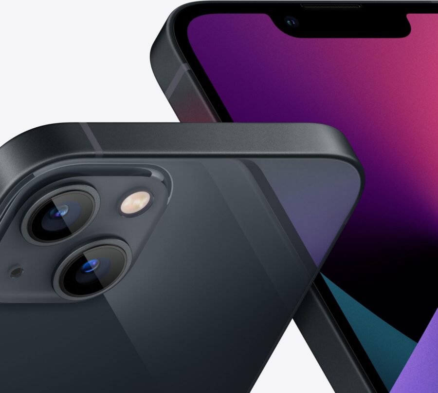 Смартфон Apple A2633 iPhone 13 128Gb 4Gb темная ночь моноблок 3G 4G 1Sim 6.1" 1170x2532 iOS 16 12Mpix 802.11 a/b/g/n/ac/ax NFC GPS GSM900/1800 GSM1900 TouchSc Protect — изображение 4