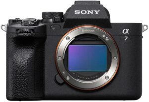 Купить Фотоаппарат Sony Alpha 7 IV черный 33Mpix 3" UHD 4K WiFi NP-FZ100 - 4D-15586774 из реестра по лучшей цене
