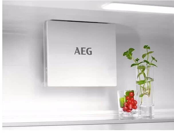 Холодильник AEG TSC7G181ES 2-хкамерн. — изображение 3