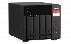 Купить Система хранения данных QNAP SMB QC 2,2GhzCPU/8Gb(upto64Gb)/upto 4HDD, upto 20 with TL-D800S/SATA(3,5'')/ 4xUSB3.2/2xM.2/2xExp.slot/2x2,5Gb/iSCSI/1xPS/3YW TS-473A-8G-EU-RU - 4D-13752724 из реестра по лучшей цене