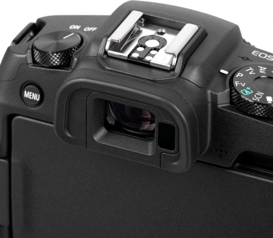 Фотоаппарат Canon EOS RP черный 26.2Mpix 3" 4K WiFi LP-E17 (без объектива) — изображение 3