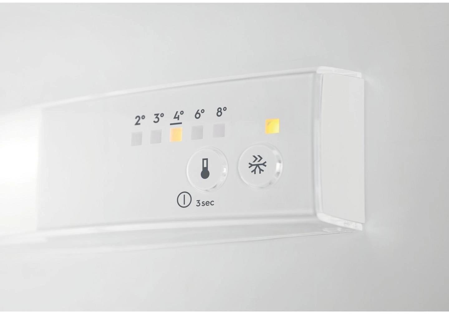 Холодильник AEG OSC6N181ES 2-хкамерн. белый — изображение 4