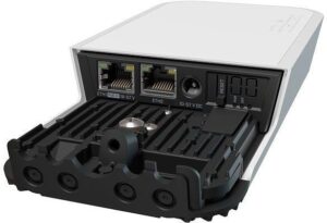 Купить Точка доступа MikroTik wAP ac (RBWAPG-5HACD2HND) AC1200 10/100/1000BASE-TX белый - 4D-13284226 из реестра по лучшей цене