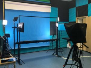 Купить Программно-аппаратный комплекс iDesk studio 4К - GN-2816188 из реестра по лучшей цене