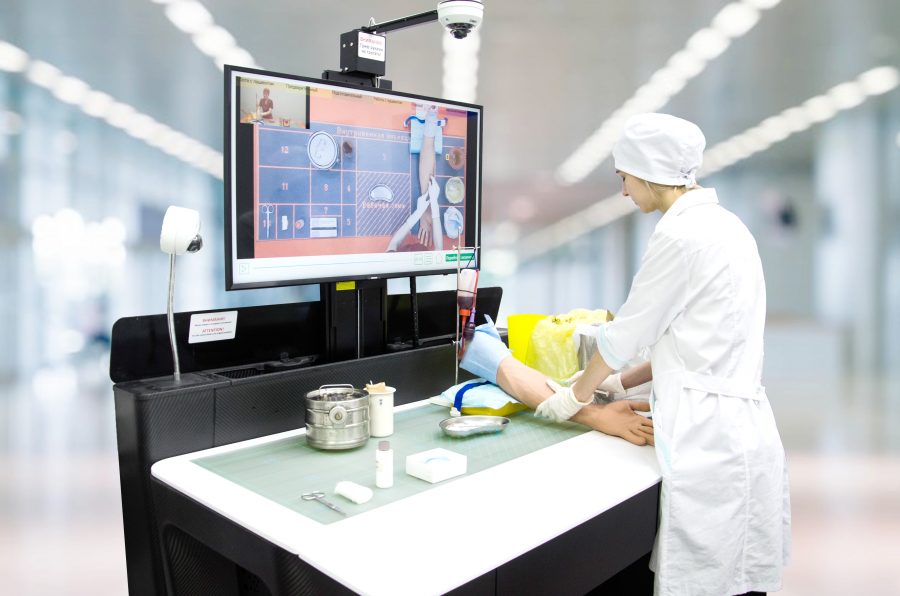 Трансформируемая образовательная платформа симуляционного экзамена и тренинга ТОПСЭТ "ТьюторМЭН" модель МК.ТМ-01