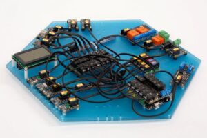 Купить Образовательный набор "Квант ЙоТик М1" - GN-2954045 из реестра по лучшей цене