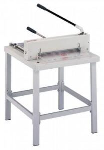 Купить Резак гильотинный Kw-Trio 3947 A3/200лист./430мм/ручн.прижим - 4D-2398619 из реестра по лучшей цене