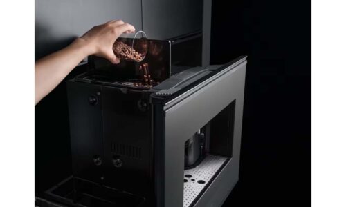 Встраиваемая кофемашина Franke FMY 45 CM BK/ Best, встраиваемая кофемашина, сенсорное управления, светодиодная подсветка зоны подачи кофе, LCD-дисплей на русском языке, 6 вариантов кофе, 5 уровней крепости напистка, возможность приготовления двух чашек од — изображение 2