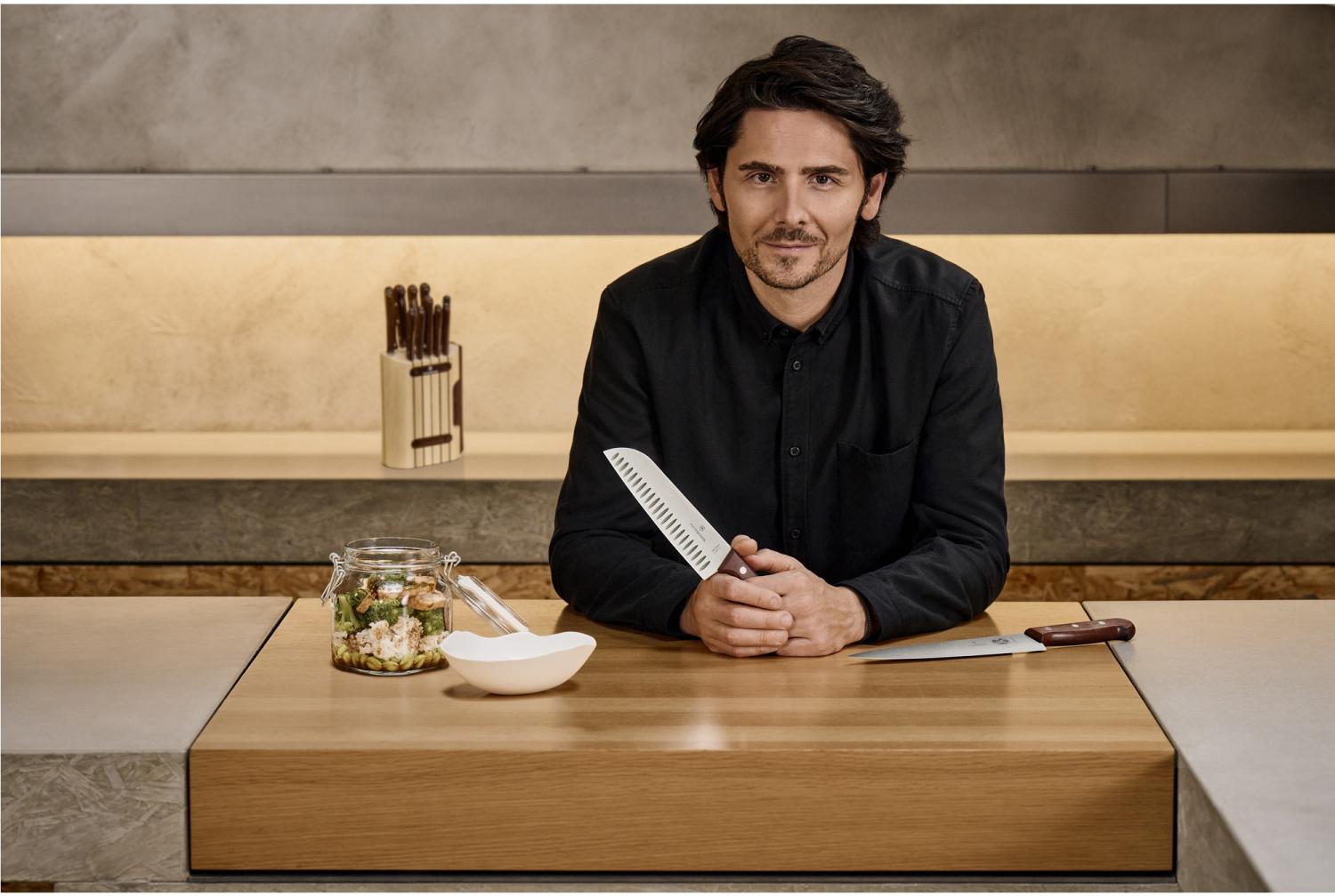 Набор ножей кухон. Victorinox Wood 5.1150.11 (5.1150.11) компл.:11предм. с подставкой дерево подар.коробка — изображение 10