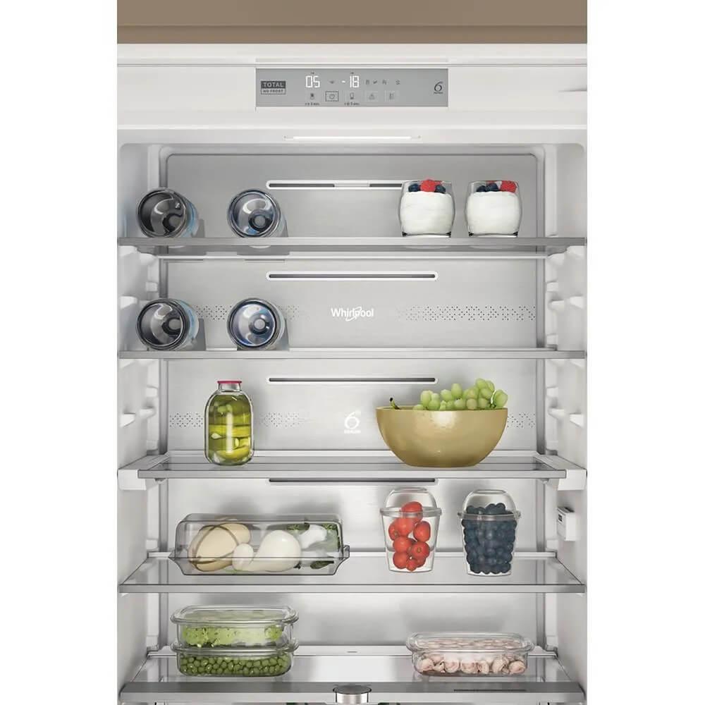 Встраиваемые холодильники Whirlpool 70 см, 193.5х54.3х69 см, 295/99 л, инверторный компрессор, автоматическая разморозка, зона свежести влажная, сенсорное управление, технология 6 SMYSL FreshControl, MultiFlow, FreezeControl, перенавешиваемые дверцы, скол — изображение 7
