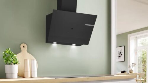 Вытяжка BOSCH Наклонная вытяжка для настенного монтажа, максимальная производительность 700м3/ч, 60см, цвет: черный ,touch control